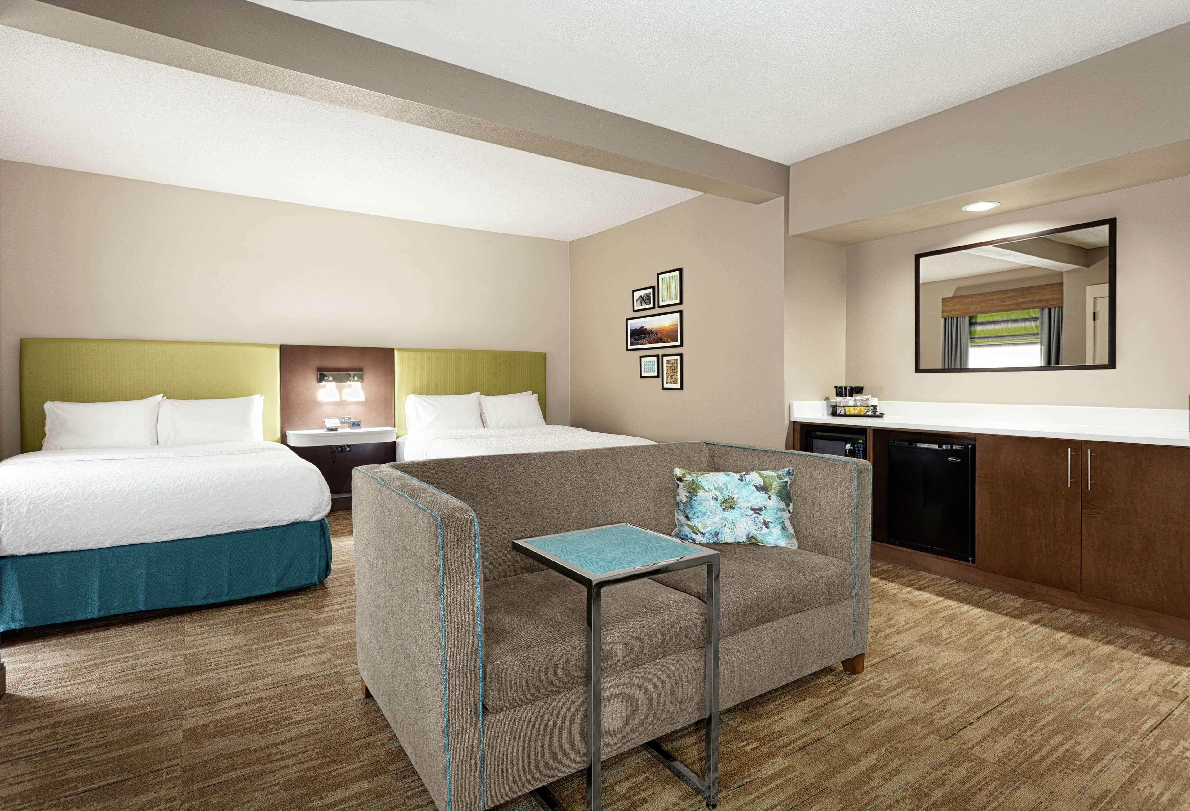 Hampton Inn Morganton Bagian luar foto